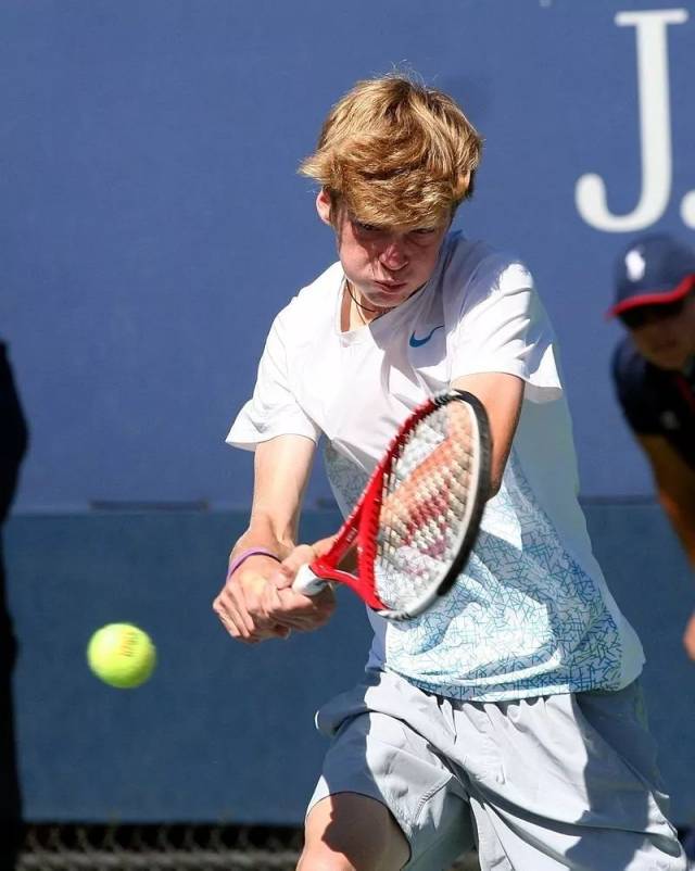 加强青训体 加强青训体